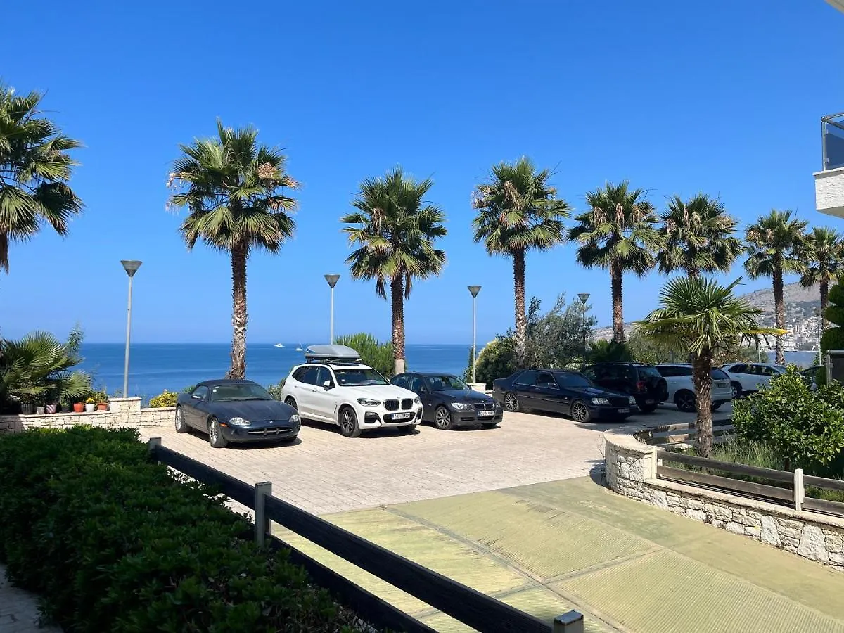 Geni Apartments White Residence Sarandë